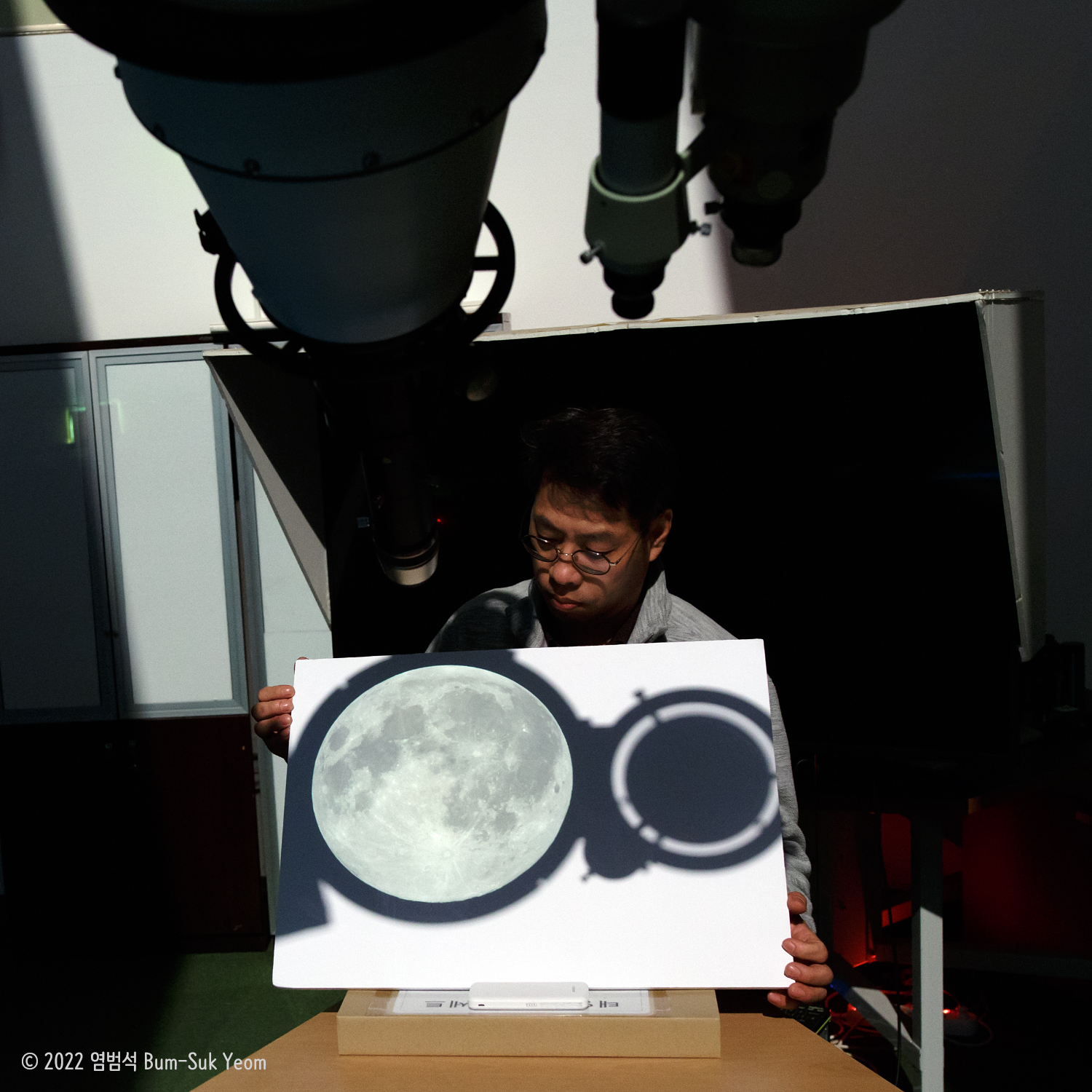 full_moon_projection_02_web_bsyeom